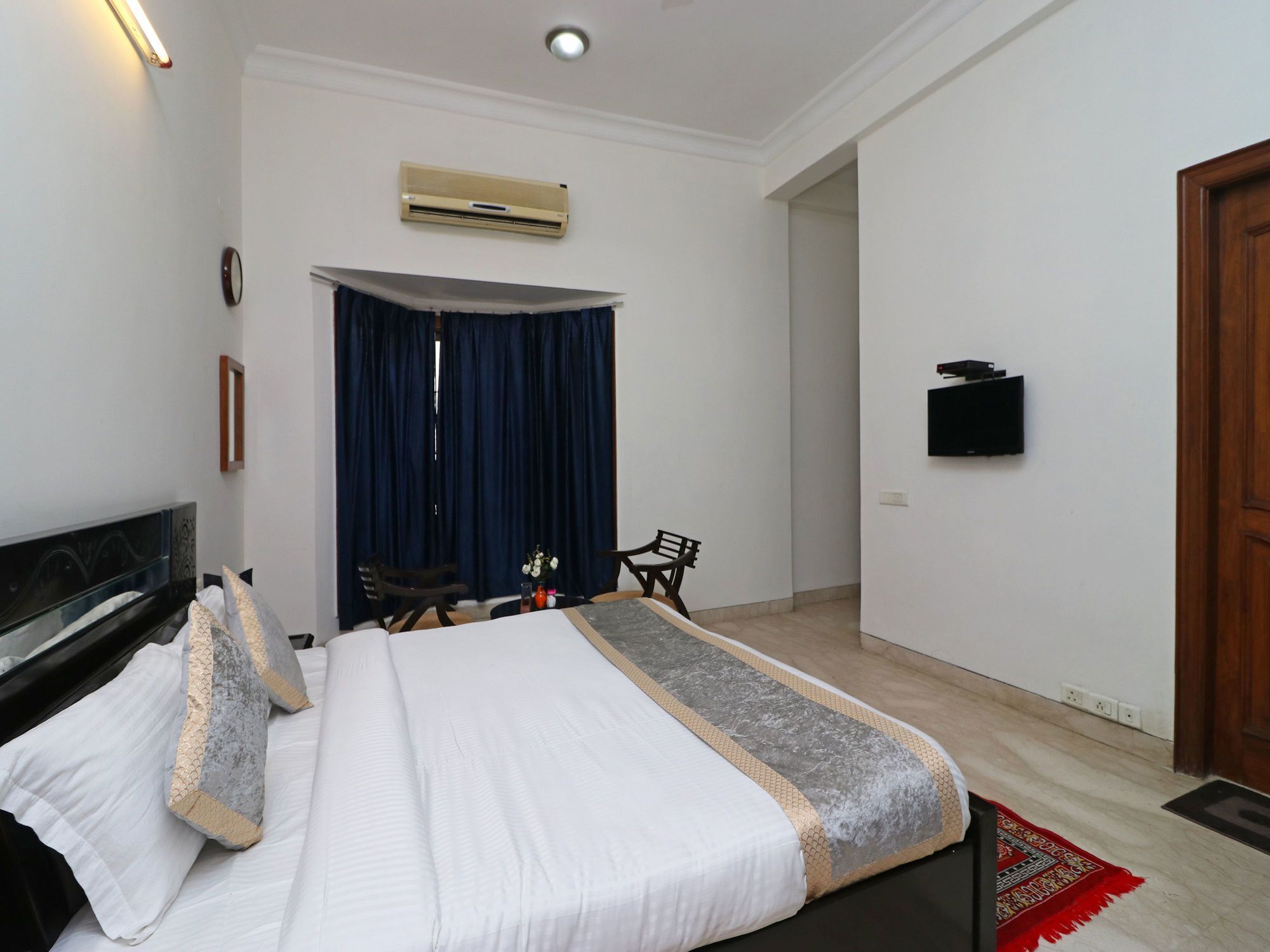 Fabexpress Ashray Hotel โนอิดา ภายนอก รูปภาพ