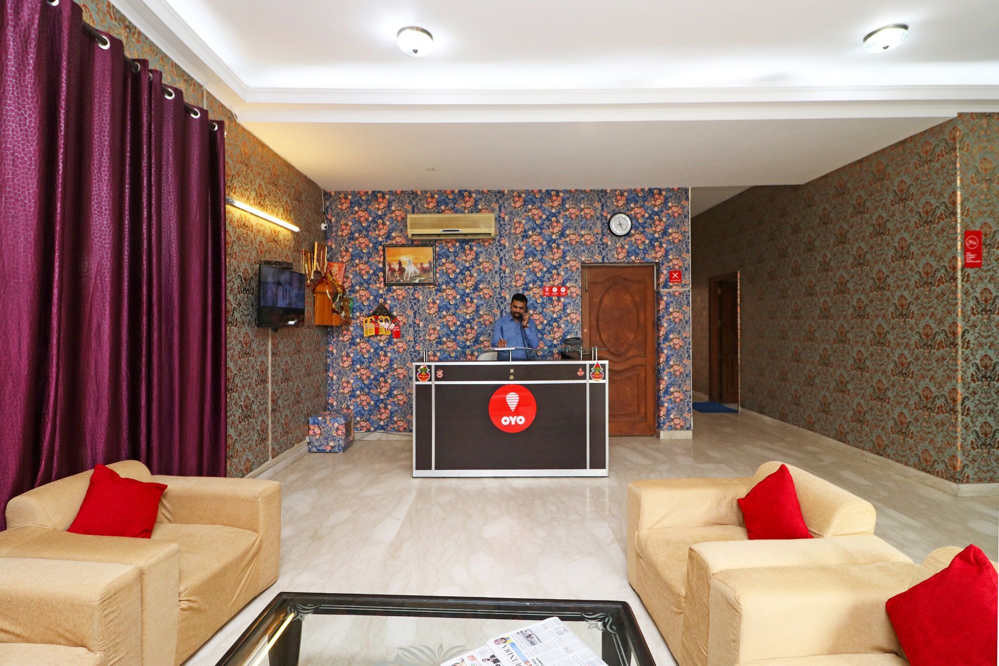 Fabexpress Ashray Hotel โนอิดา ภายนอก รูปภาพ
